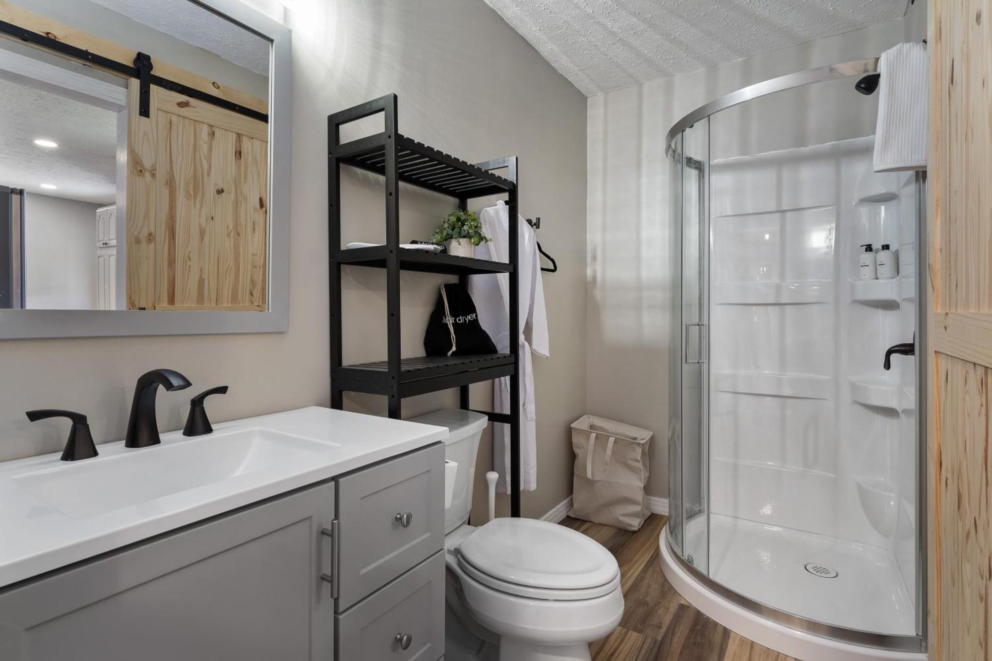 Spacious Cabin Near Hocking Hills And Caves With Hot Tub And Firepit Laurelville المظهر الخارجي الصورة